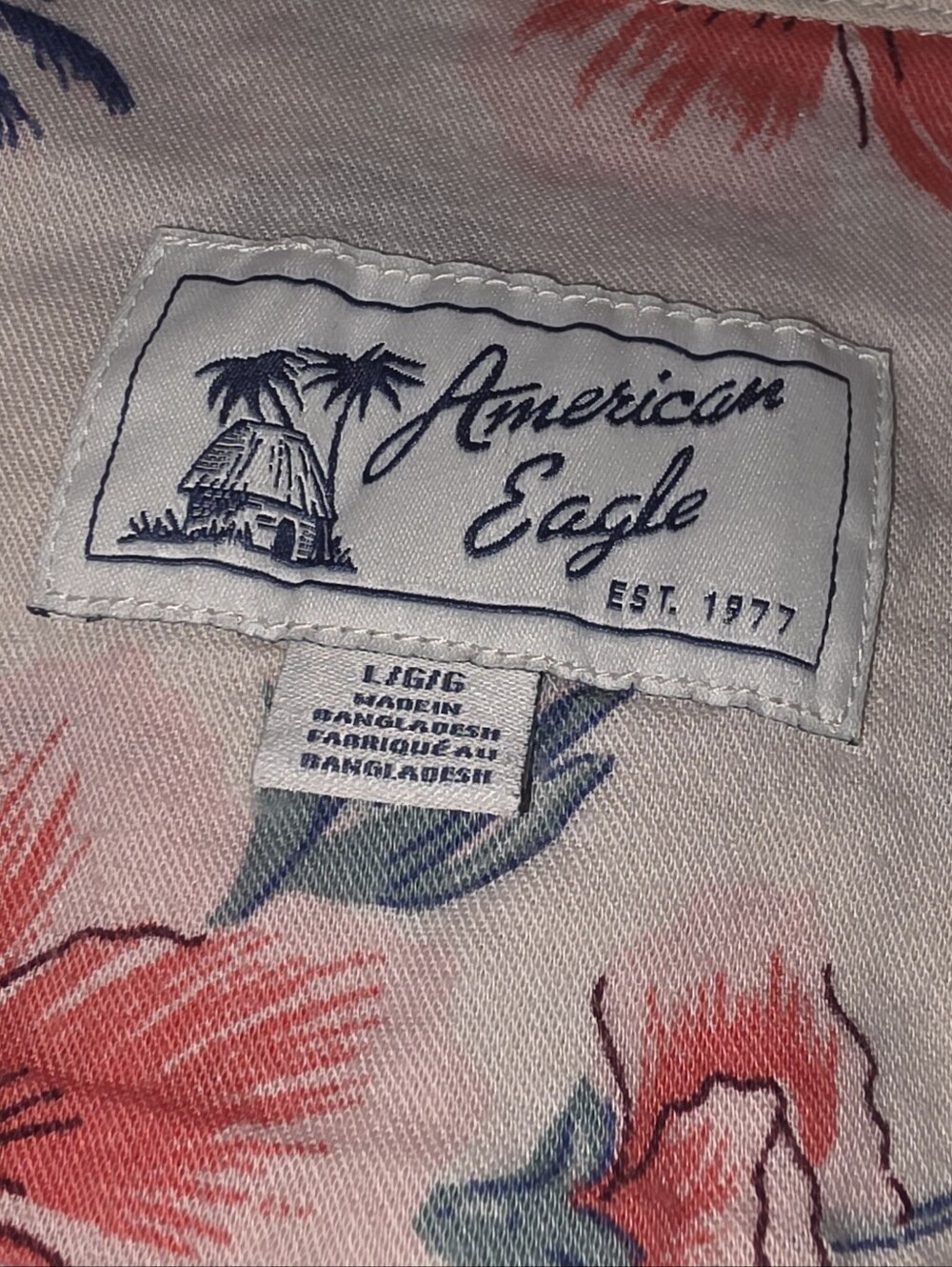 American Eagle Outfitters Men’s Pink Floral Short-Sleeve Shirt